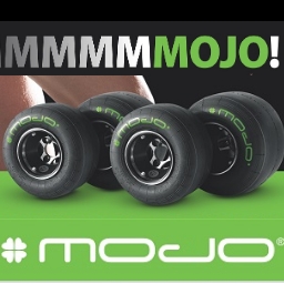 レーシングカートタイヤMOJOタイヤ、mojo-d1、mojo-d2、mojo-d5、mojo-w5タイヤ等のドライタイヤやレインタイヤの紹介と販売